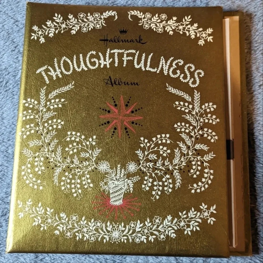 Hallmark Thoughtfulness Album-Vintage 60s gold scrapbook/Card Organizer-Pockets - Picture 1 of 15